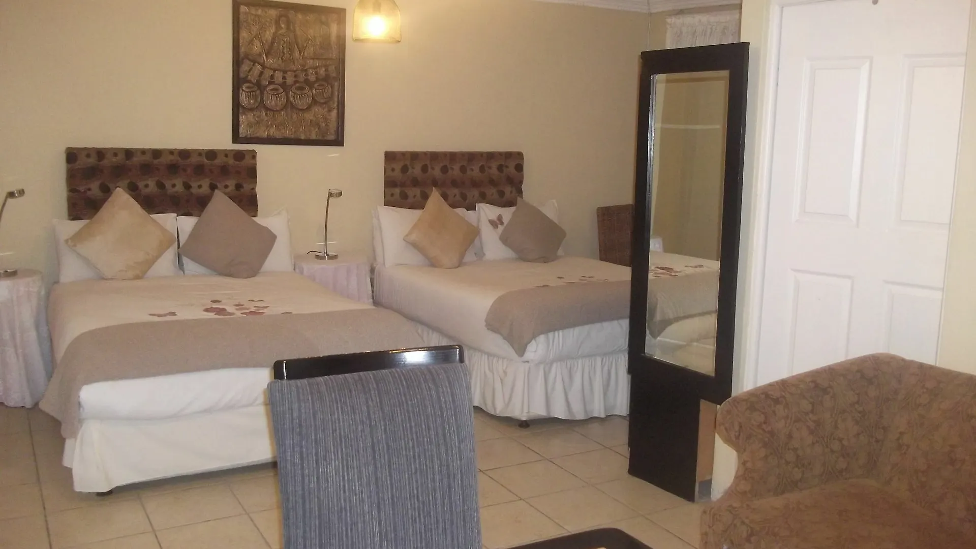 Mbalentle Guesthouse Bishop Lavis Pensión