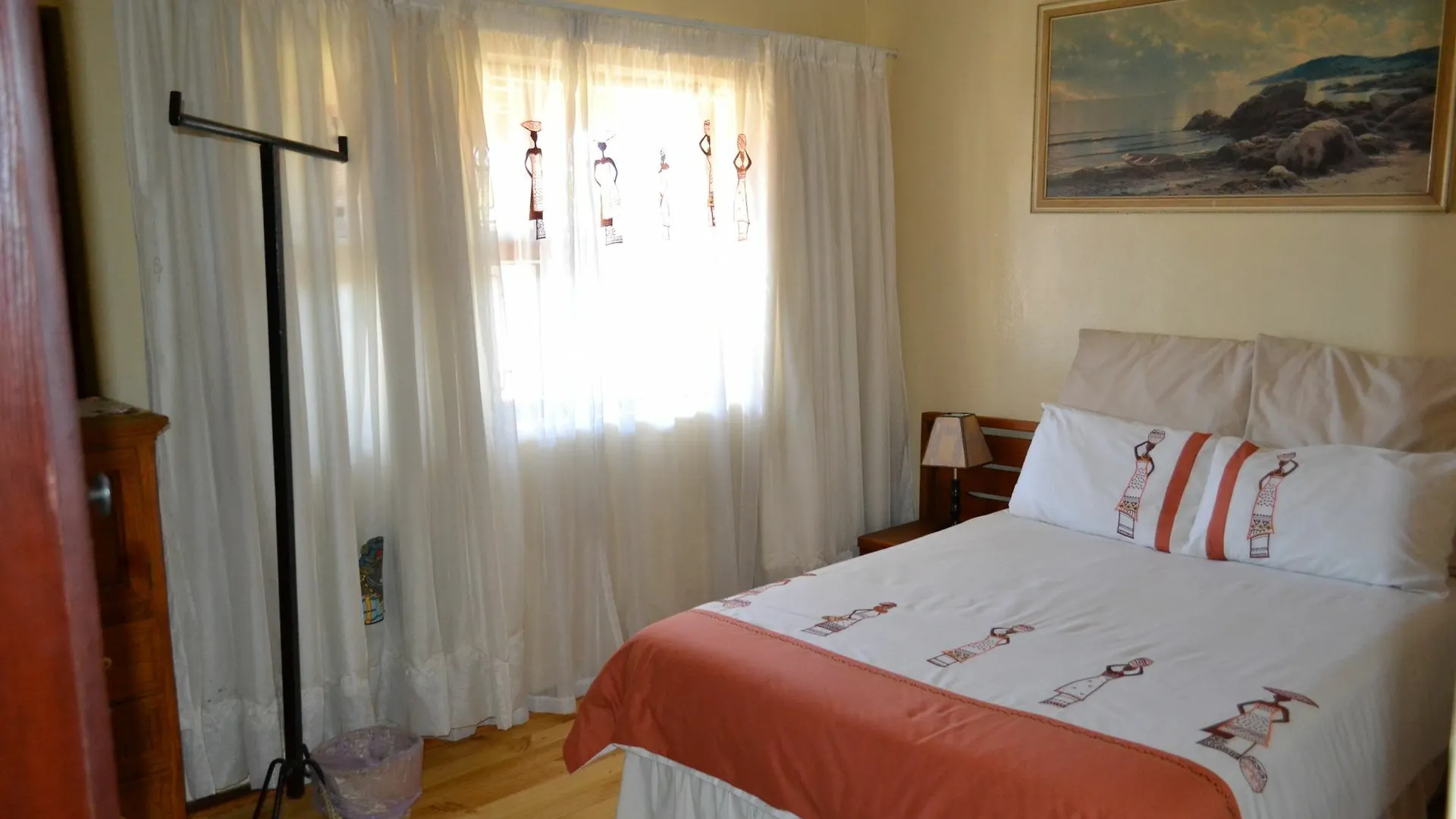 Mbalentle Guesthouse Bishop Lavis Guest house